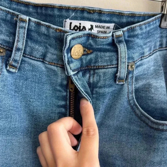 Lois Medium Wash River High Retro Straight Jeans, Size 31" L-32 - Picture 9 of 16